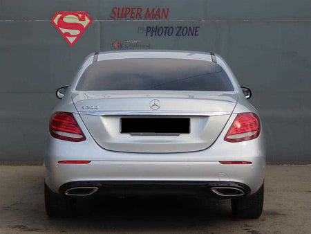 Mercedes-Benz E-Class — photo 04