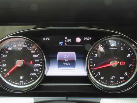Mercedes-Benz E-Class — photo 09