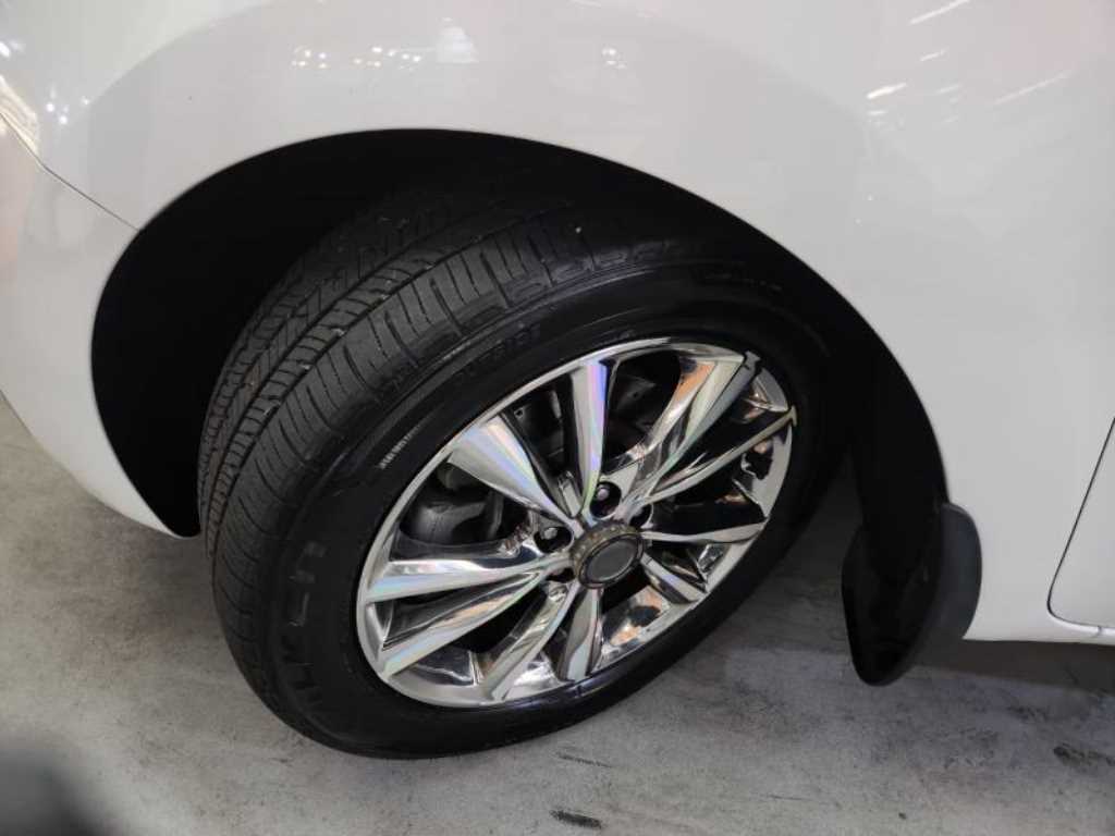 Kia Carnival — photo 20
