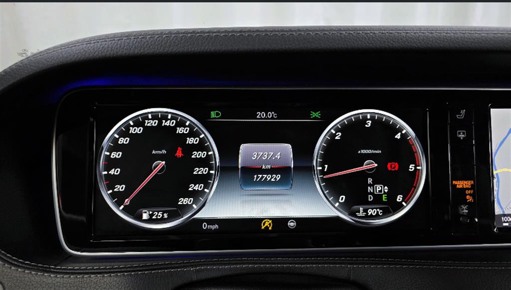 Mercedes-Benz S-Class — photo 08