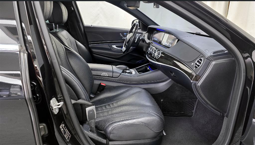 Mercedes-Benz S-Class — photo 11