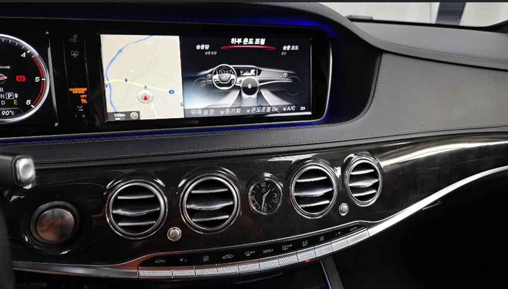 Mercedes-Benz S-Class — photo 14