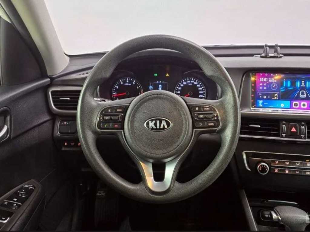 Kia K5 — photo 13