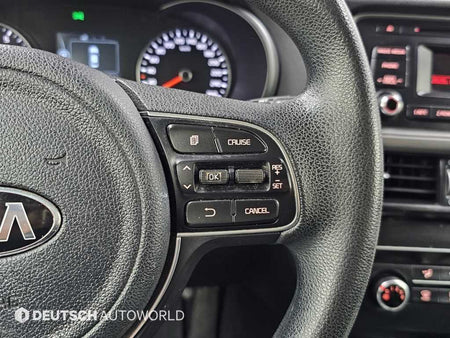 Kia K5 — photo 17