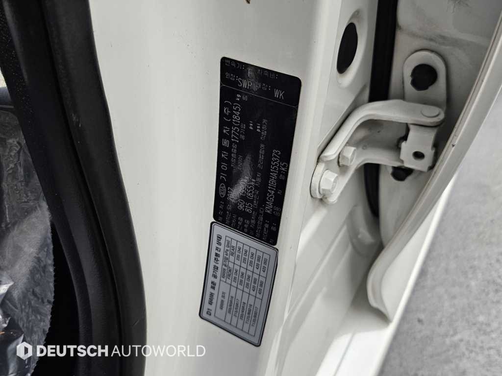 Kia K5 — photo 20