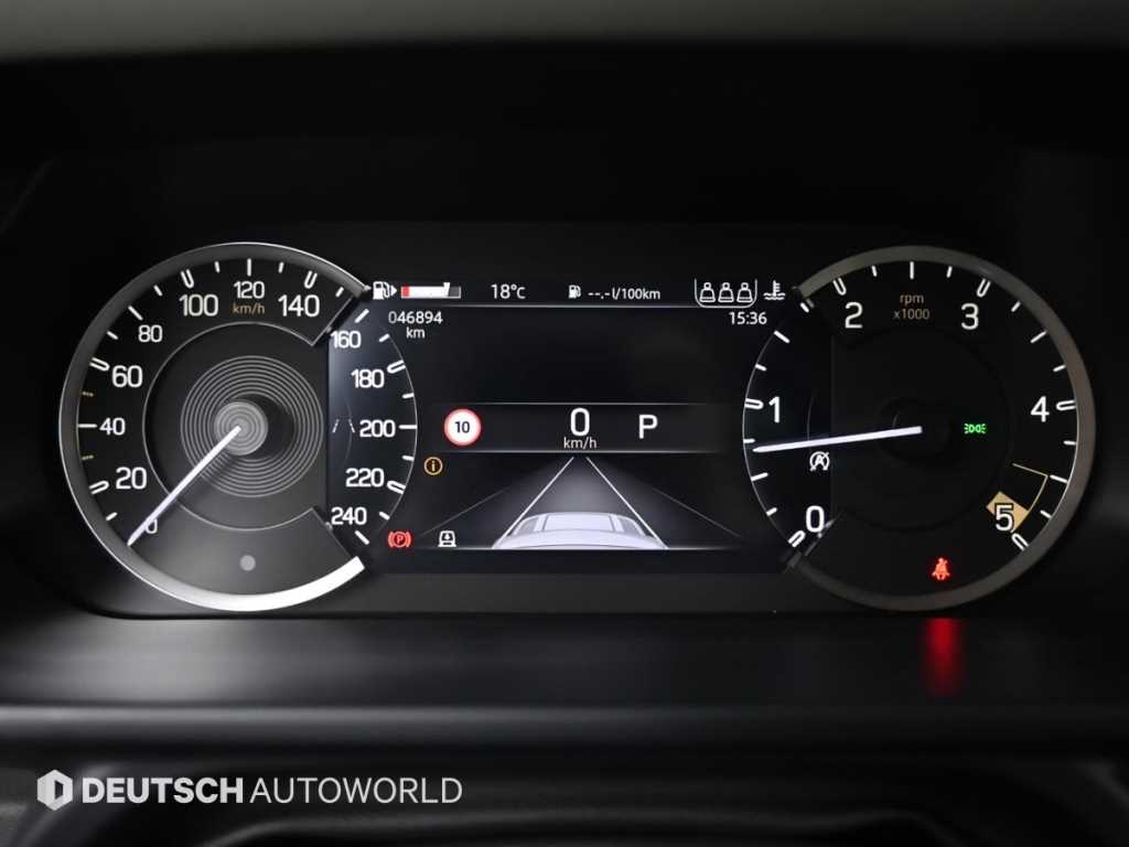 Land Rover Defender — photo 08
