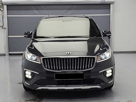 Kia Carnival — photo 01