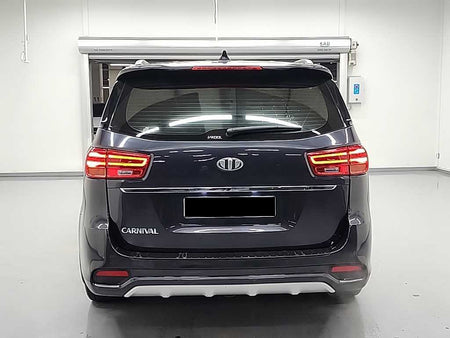 Kia Carnival — photo 03