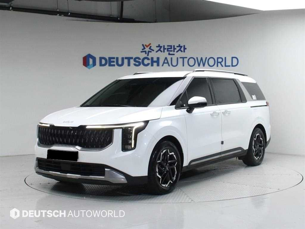 Kia Carnival — photo 01