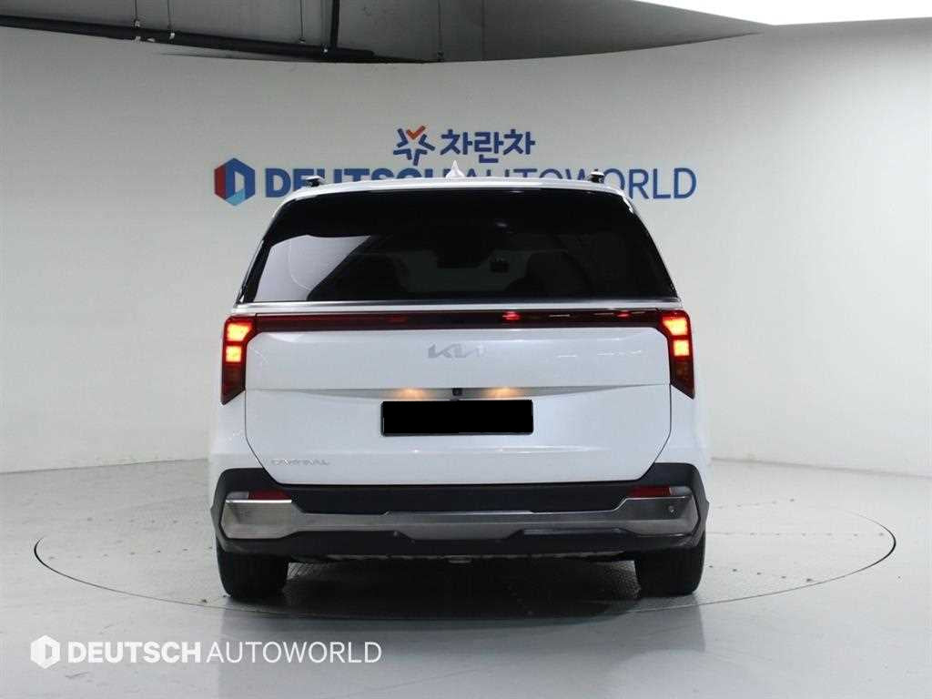 Kia Carnival — photo 04
