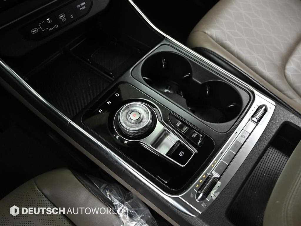 Kia Carnival — photo 09
