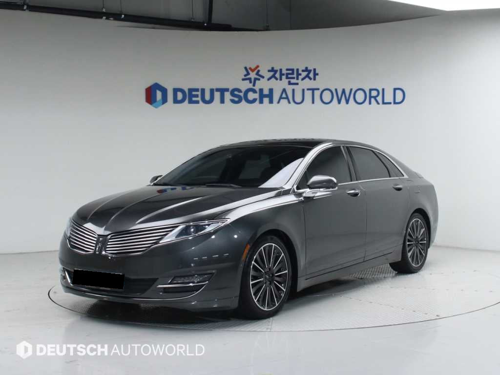Lincoln MKZ — photo 01