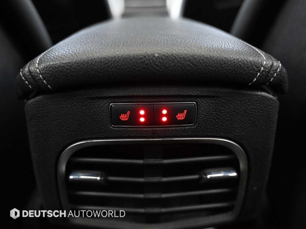 Lincoln MKZ — photo 16