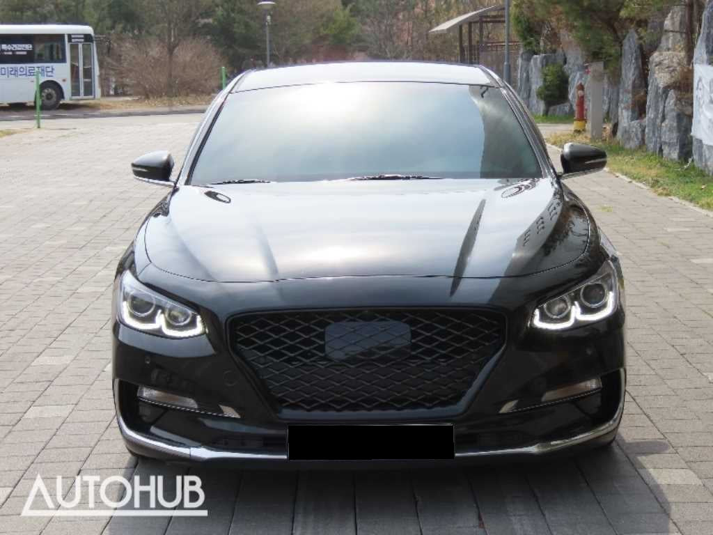 Hyundai Grandeur — photo 01