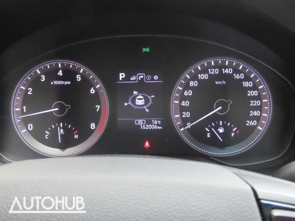 Hyundai Grandeur — photo 06