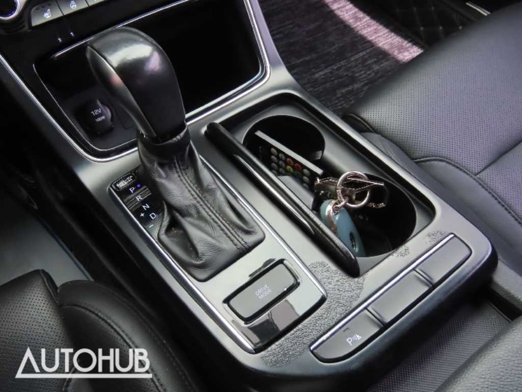 Hyundai Grandeur — photo 07