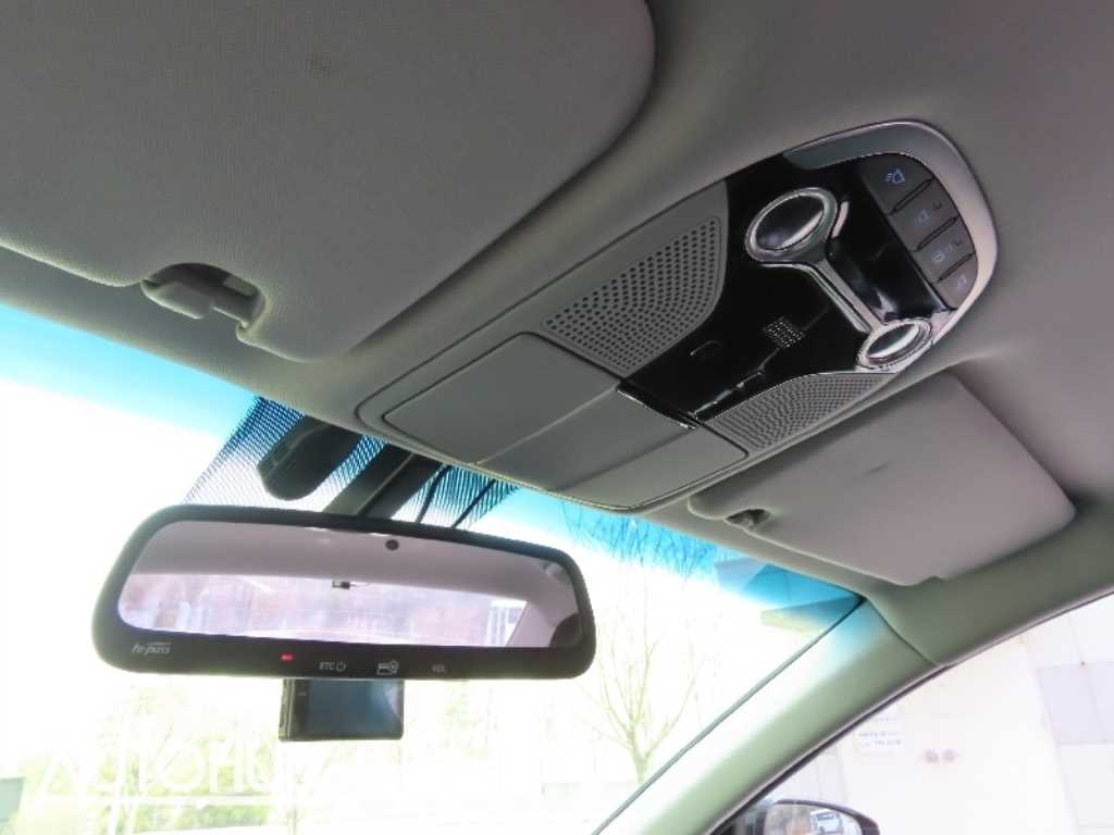 Hyundai Grandeur — photo 11