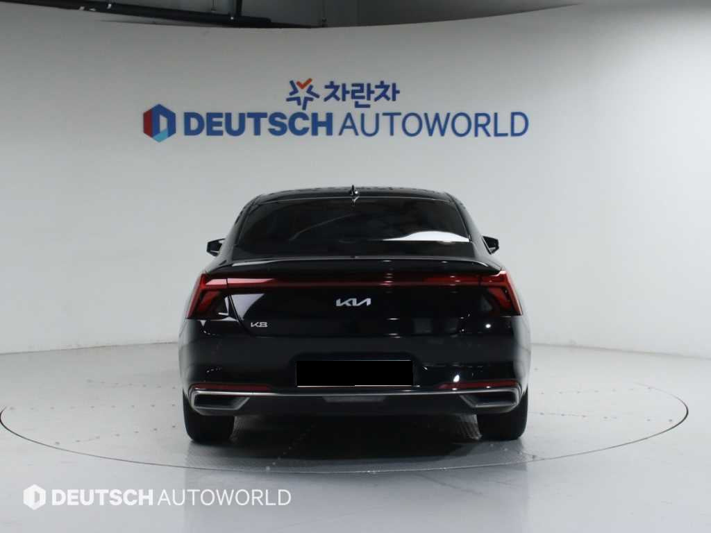 Kia K8 — photo 04