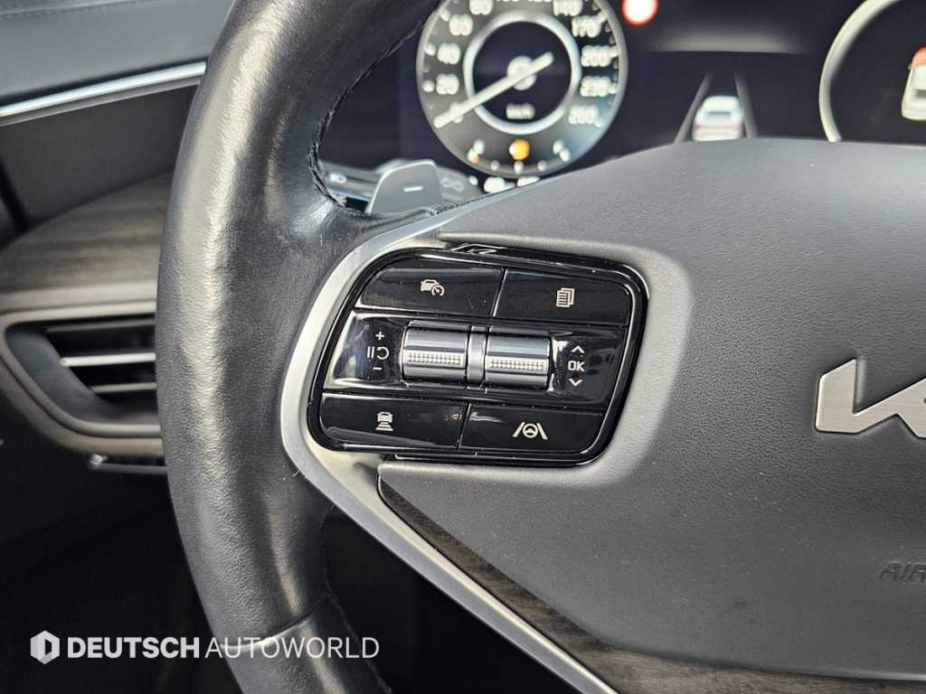 Kia K8 — photo 17
