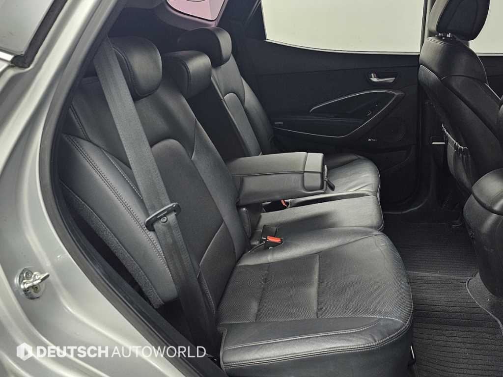 Hyundai Santafe — photo 12