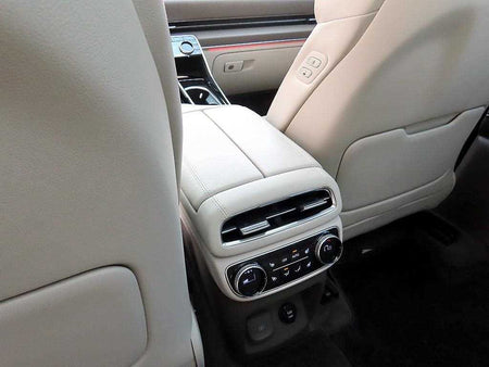 Genesis GV80 — photo 15