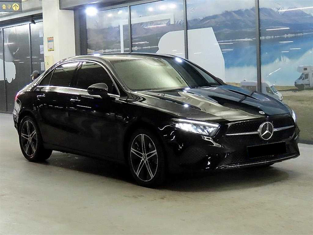 Mercedes-Benz A-Class — photo 01