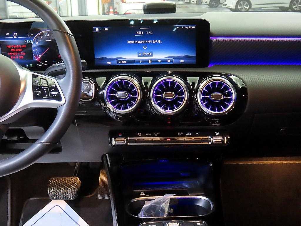 Mercedes-Benz A-Class — photo 11