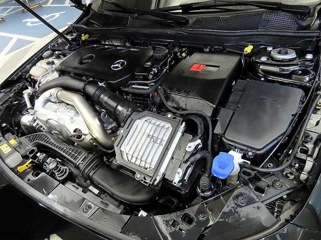 Mercedes-Benz A-Class — photo 17