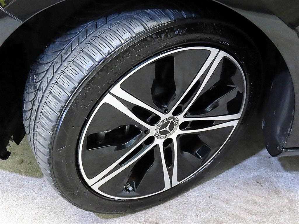 Mercedes-Benz A-Class — photo 18
