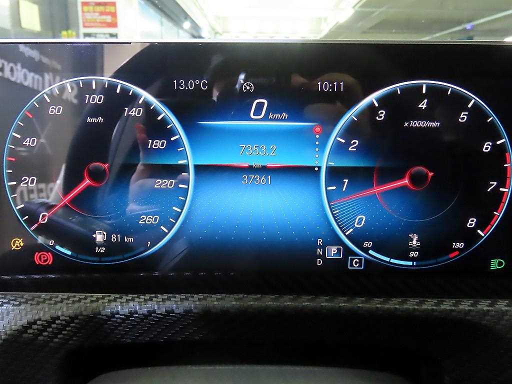 Mercedes-Benz A-Class — photo 09