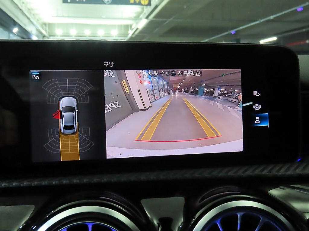 Mercedes-Benz A-Class — photo 13