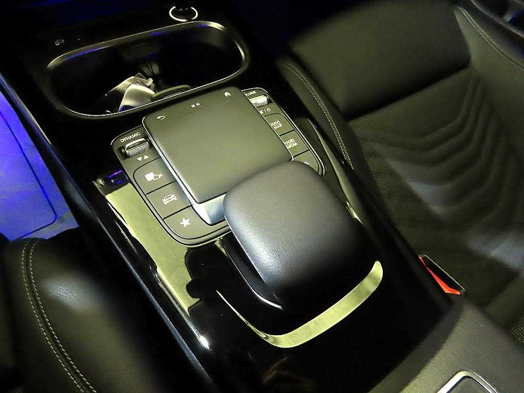 Mercedes-Benz A-Class — photo 16