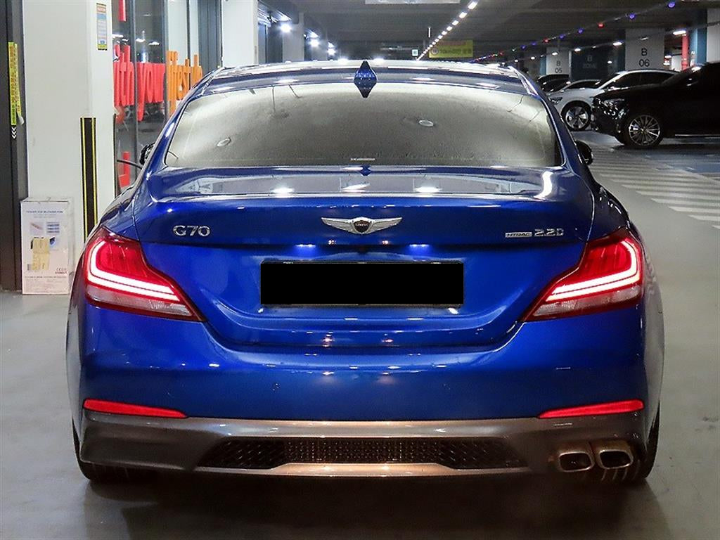 Genesis G70 — photo 05