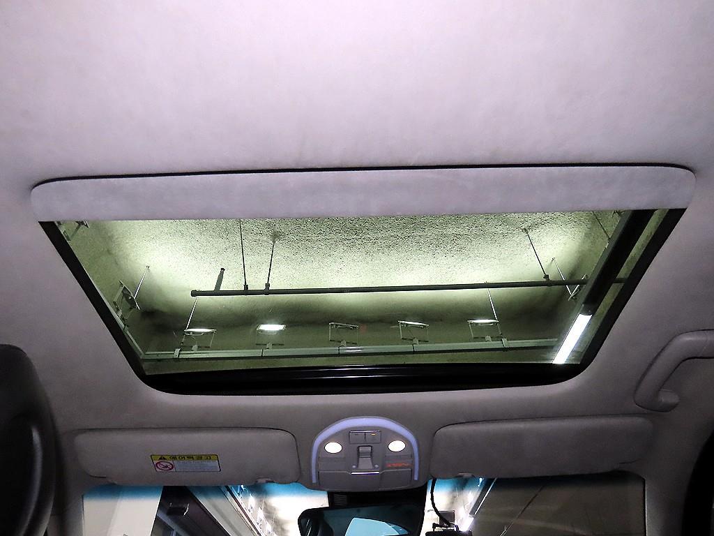 Genesis G70 — photo 17