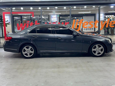 Mercedes-Benz E-Class — photo 03