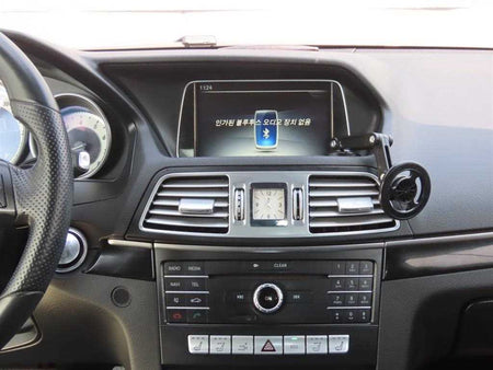 Mercedes-Benz E-Class — photo 10