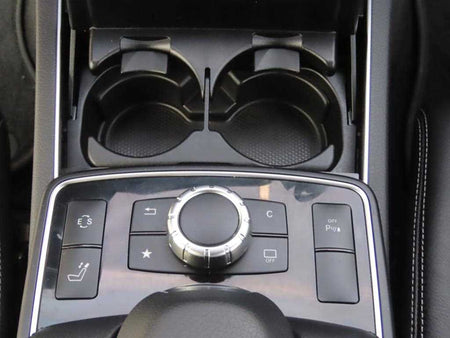 Mercedes-Benz E-Class — photo 12