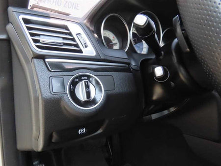 Mercedes-Benz E-Class — photo 13