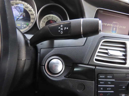 Mercedes-Benz E-Class — photo 14