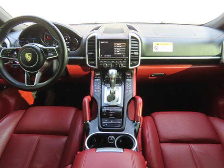 Porsche Cayenne — photo 08