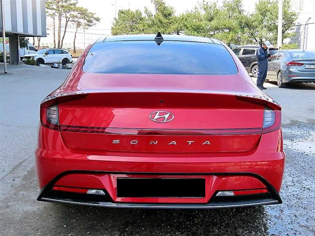 Hyundai Sonata — photo 04