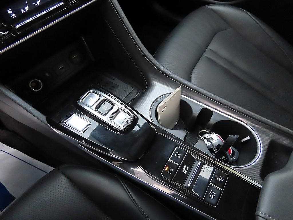 Hyundai Sonata — photo 10