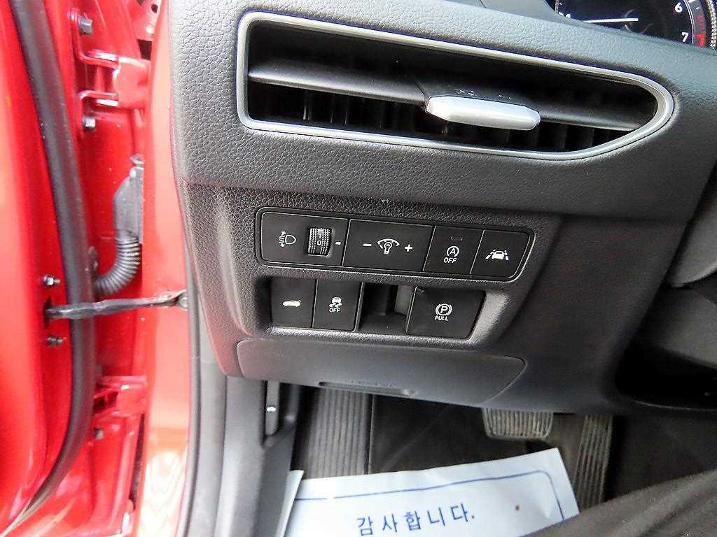 Hyundai Sonata — photo 12