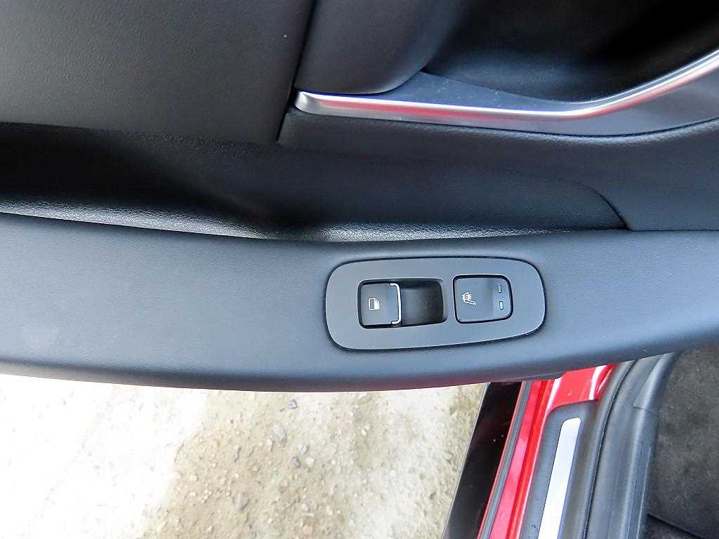 Hyundai Sonata — photo 16