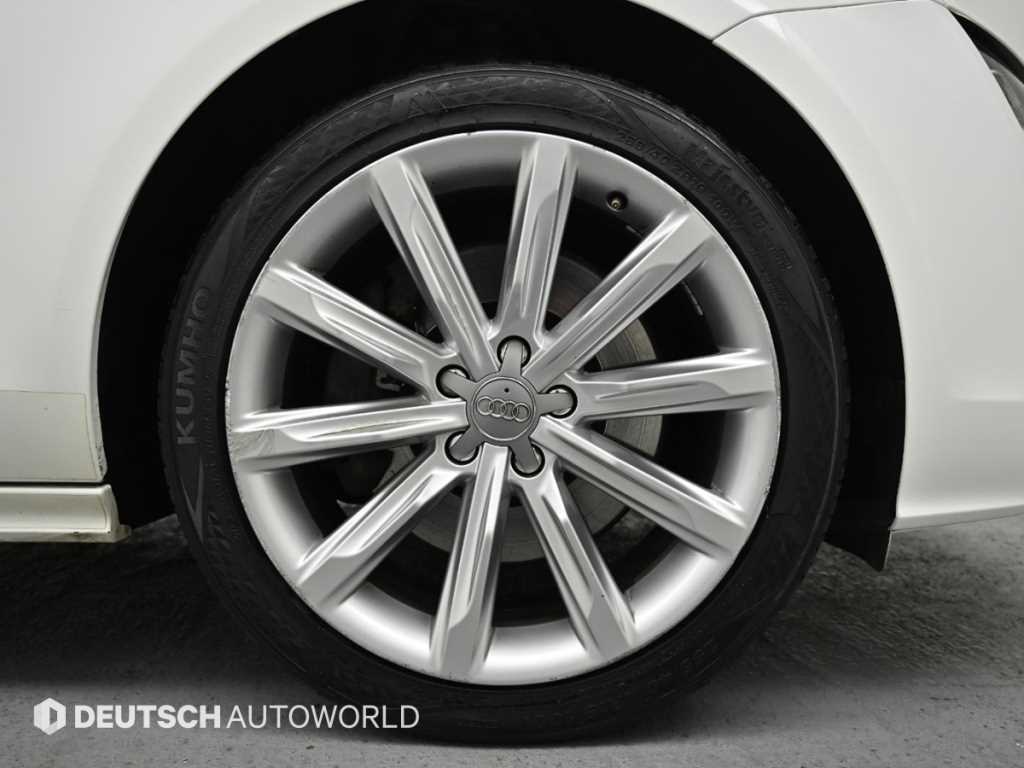 Audi A7 — photo 05