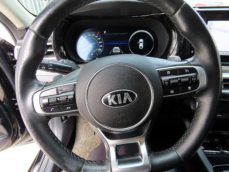 Kia K5 — photo 08