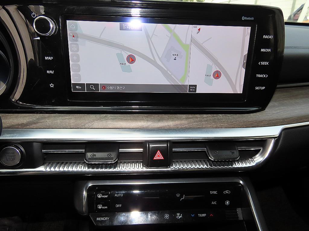 Kia K5 — photo 13
