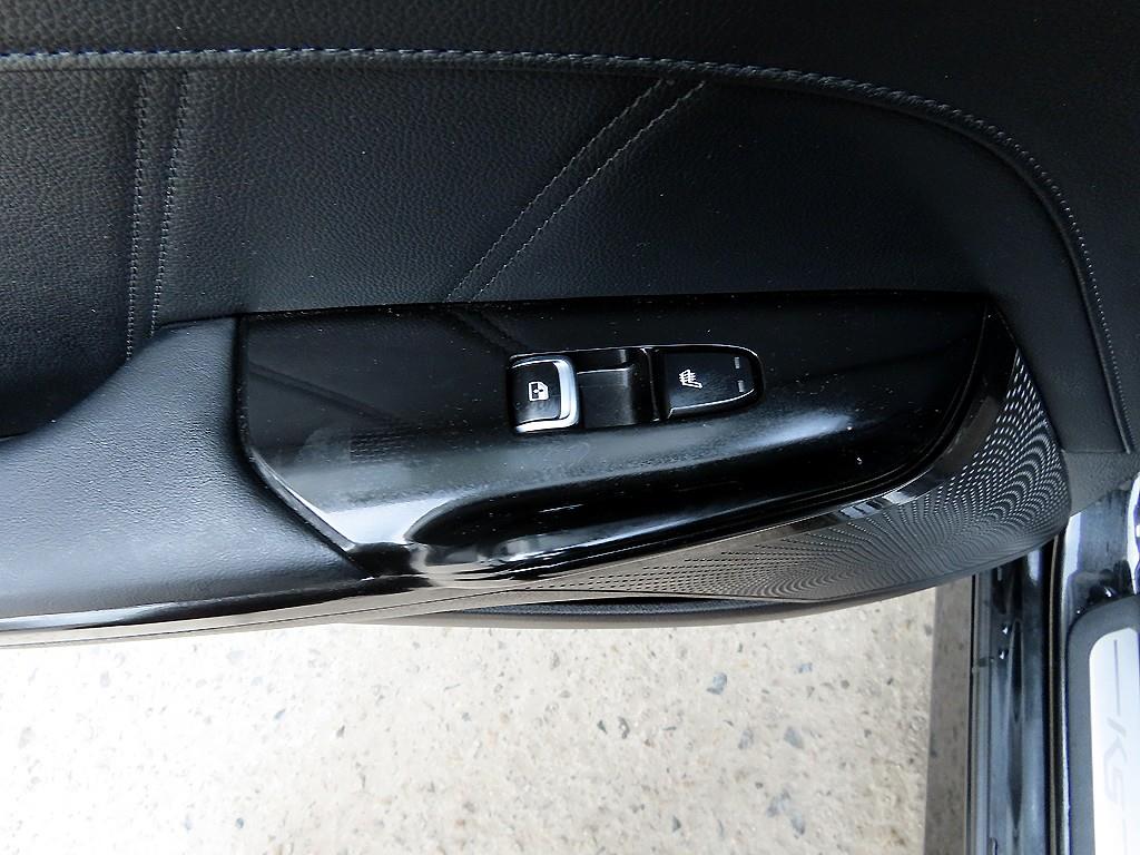 Kia K5 — photo 16