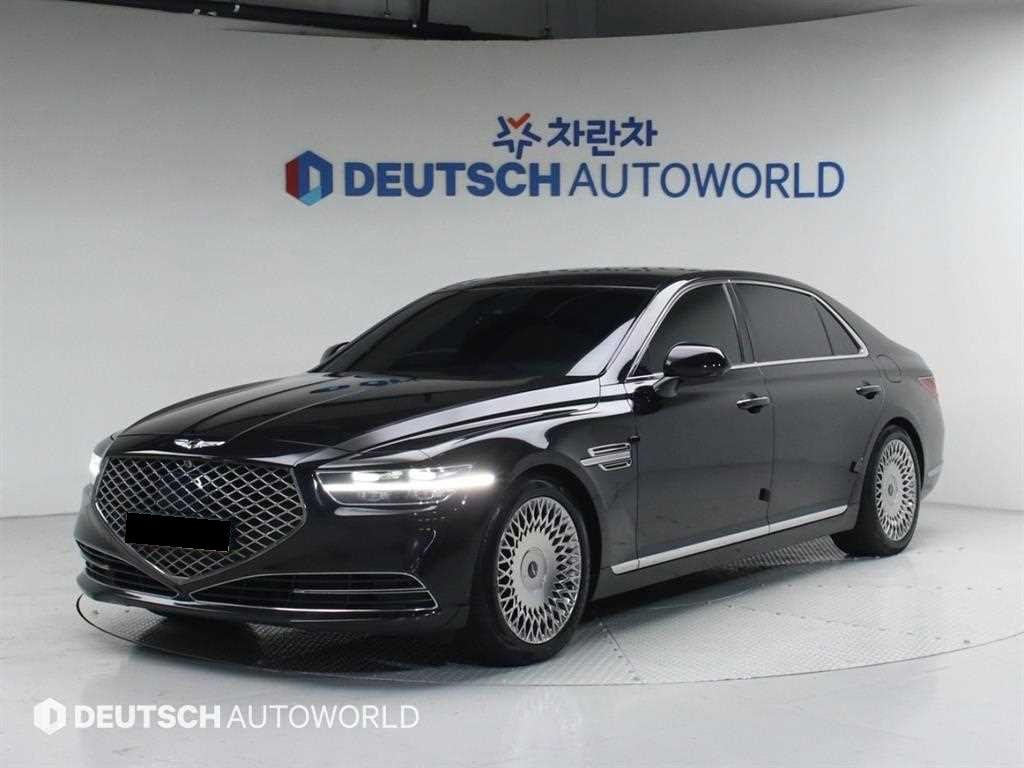 Genesis G90 — photo 01