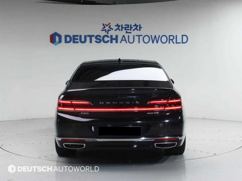 Genesis G90 — photo 04